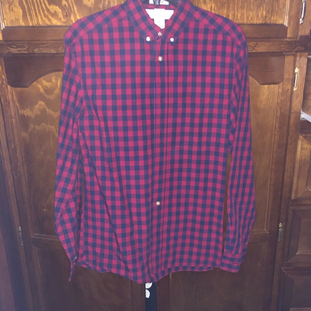 H&M logg button down worn once